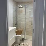Apartament House *